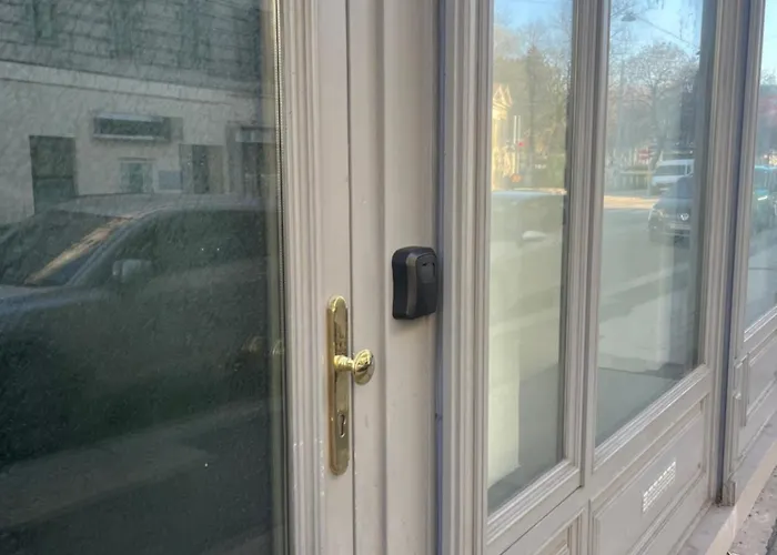 Schonbrunn Classic Apartment Contactless Check In